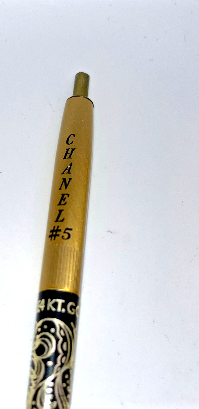Set of 2 Scented Ink Pens Click Luxury Boutique Collectibles 14 Kt Gold Filigree