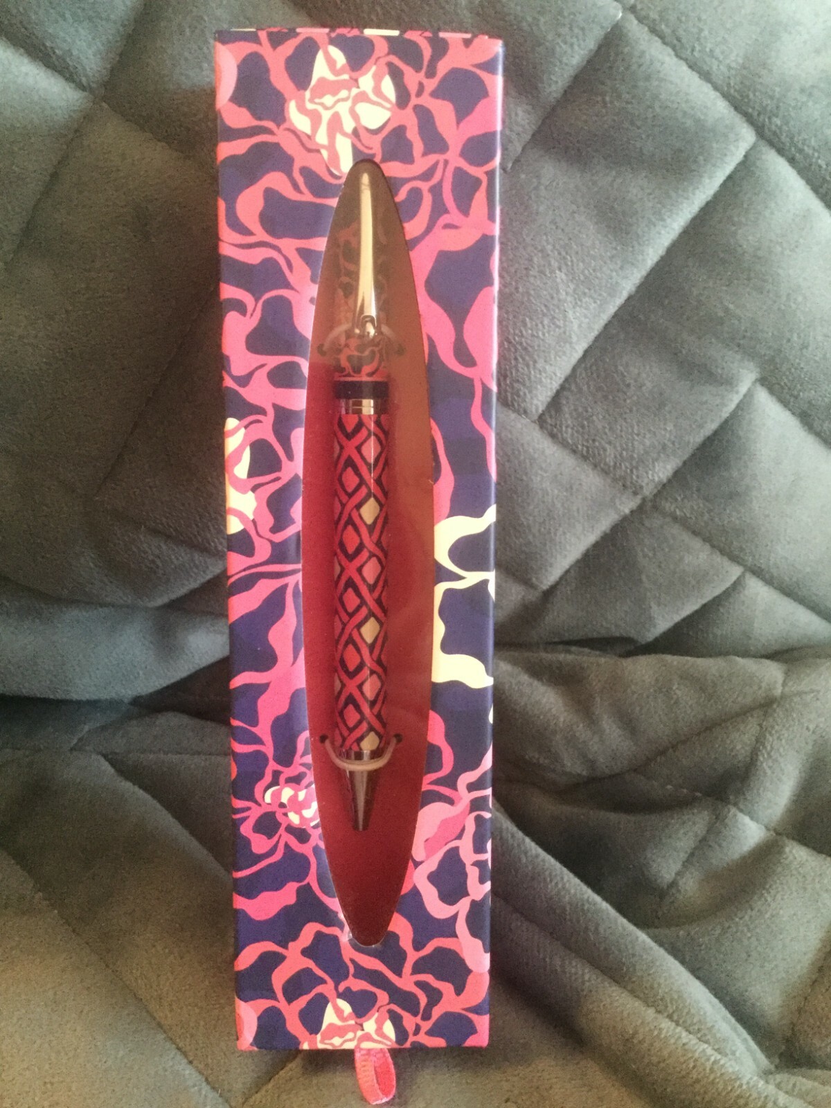 VERA BRADLEY KATALINA PINK BALL POINT PEN 1 COUNT – BRAND NEW IN BOX