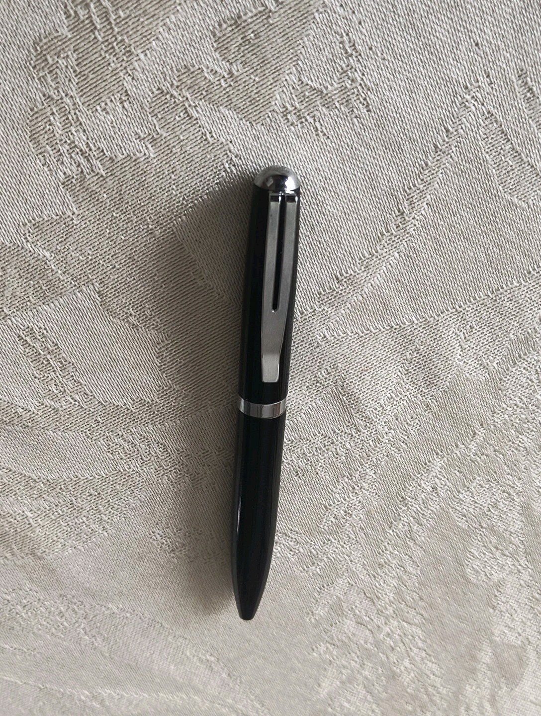Black & Chrom 4″ Mini Twist Pen, Pocket-Size, Black Ink Working Condition.