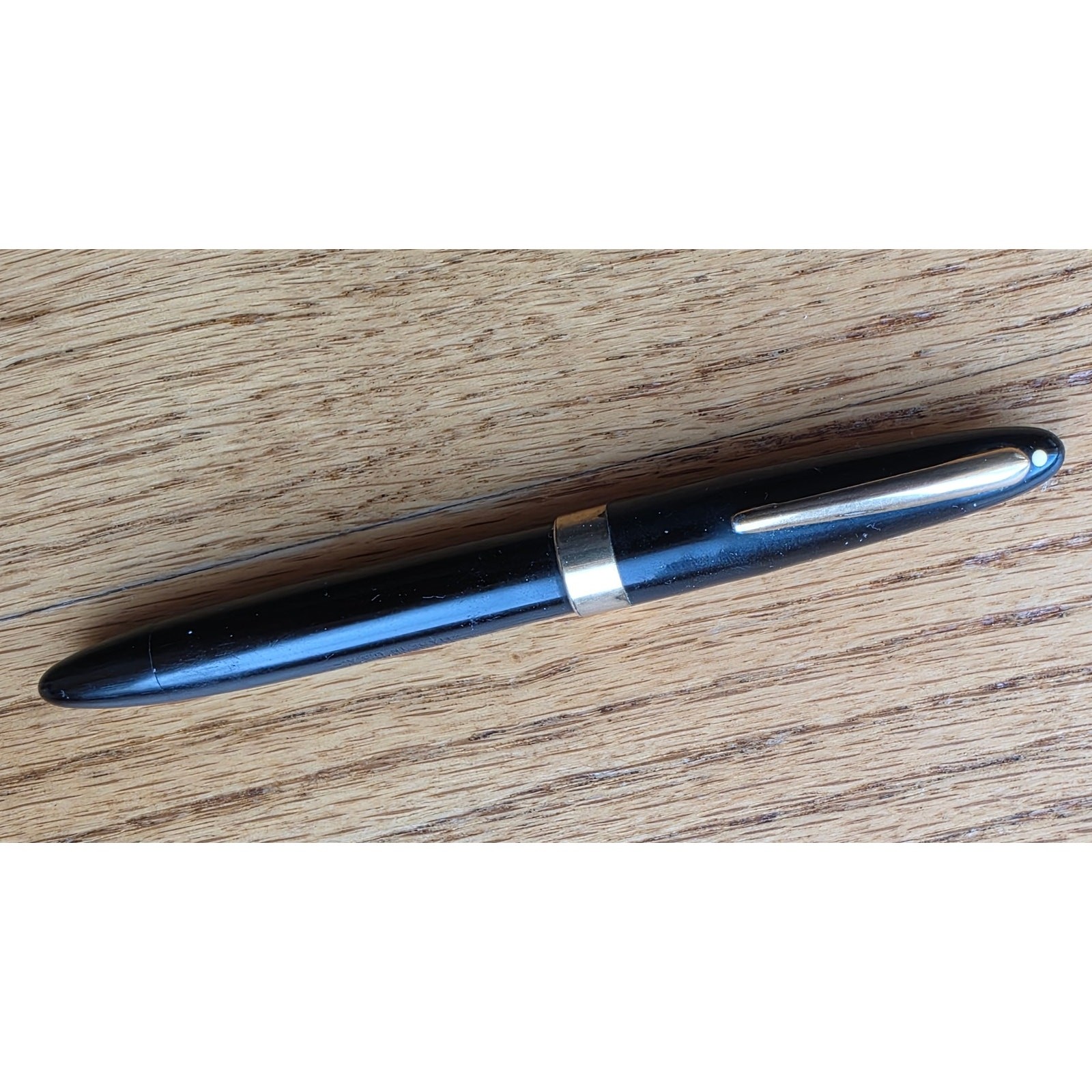 Sheaffer Vintage White Dot Plunger Fill Fountain Pen Black 14 k nib