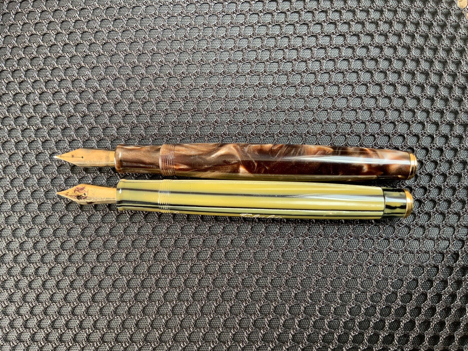 Tibaldi 1995 Limited Edition MODELLO 60 Celluloid Yellow-Black Fountain Pen