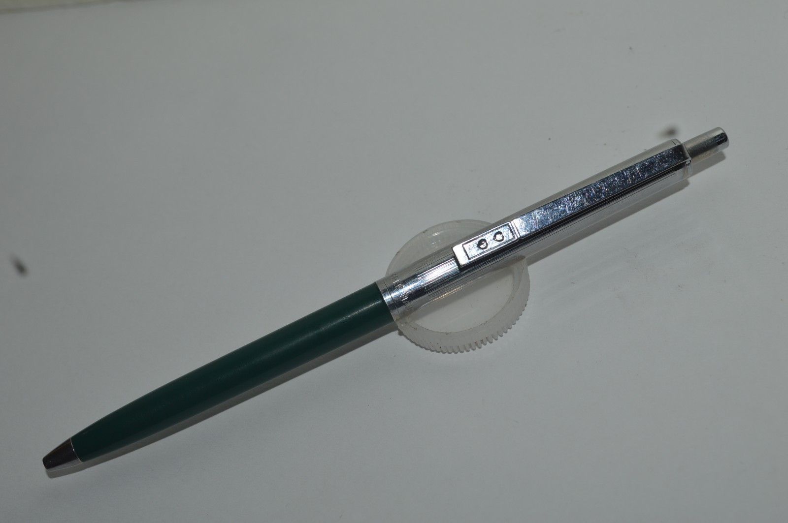 Paper Mate PROFILE #1 SLIM Grip Ballpoint Pen Green Barrel Made In USA 1980s