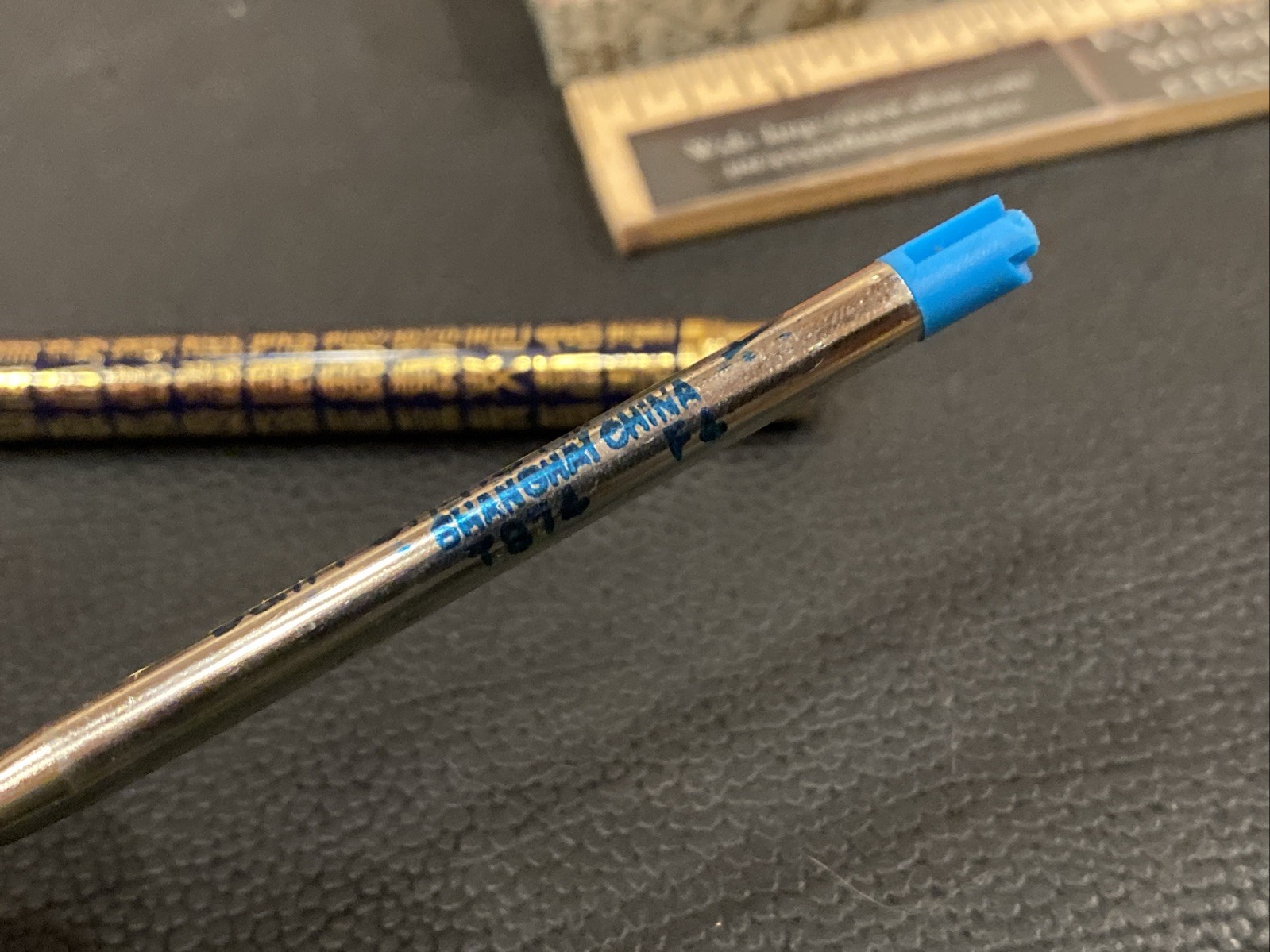 Vtg Chinese China Taraku Ballpoint Chinese Poem Lettering Gold Tone Pocket Clip
