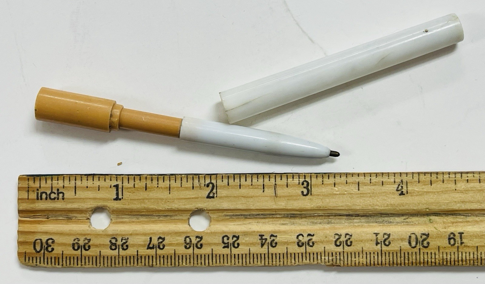 Vintage Cigarette Shaped White & Tan Ballpoint Pen USA 1950s – 1960’s Dry Ink