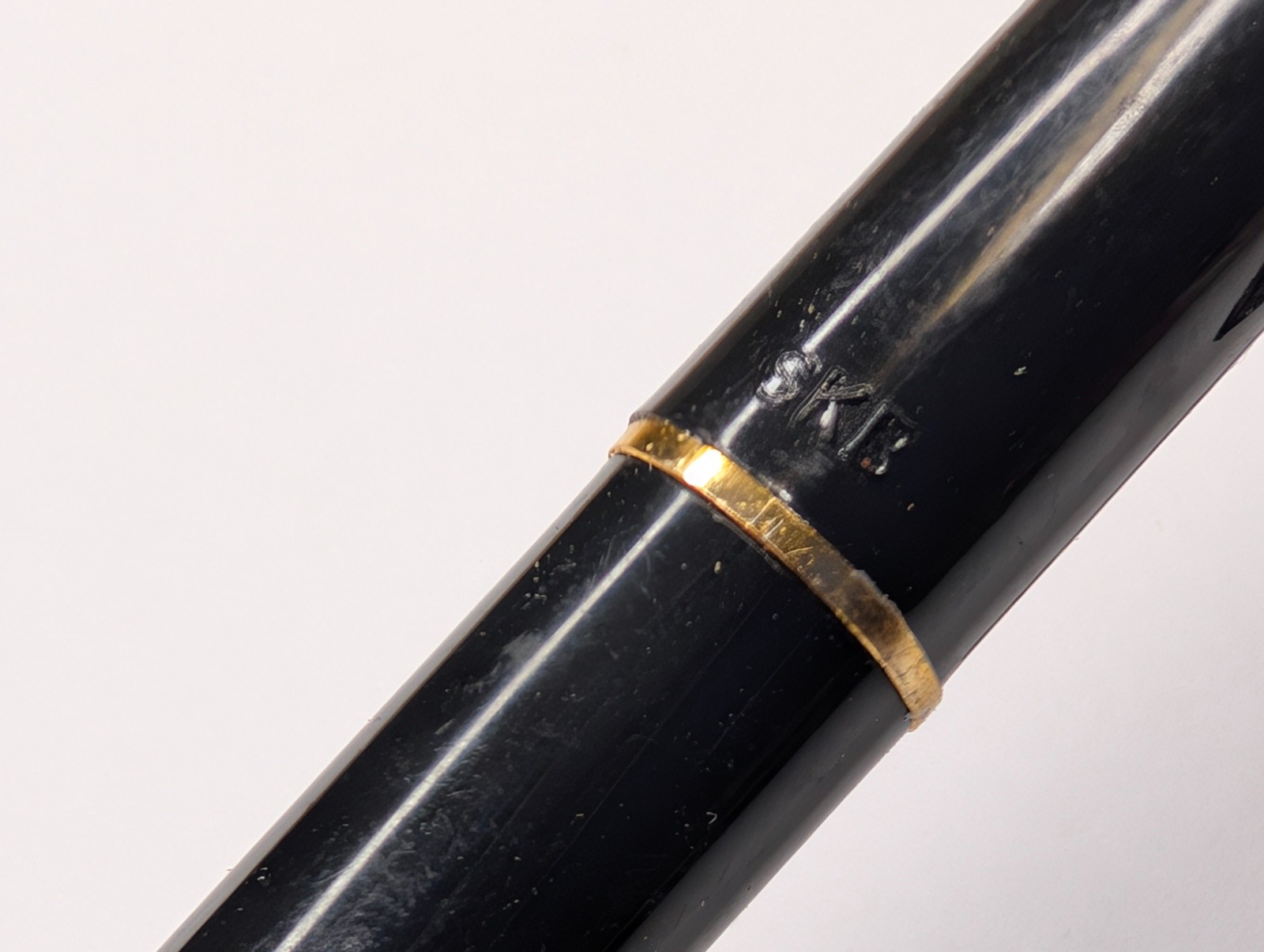c1980s Ambassador SKB IOI Black Plastic Ballpoint Pen Gold Ring Vtg Retro G16