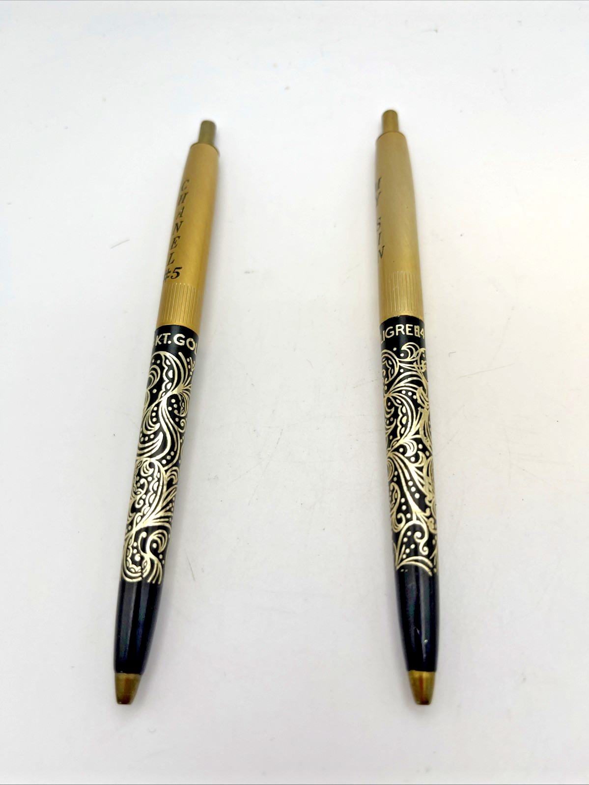 Set of 2 Scented Ink Pens Click Luxury Boutique Collectibles 14 Kt Gold Filigree