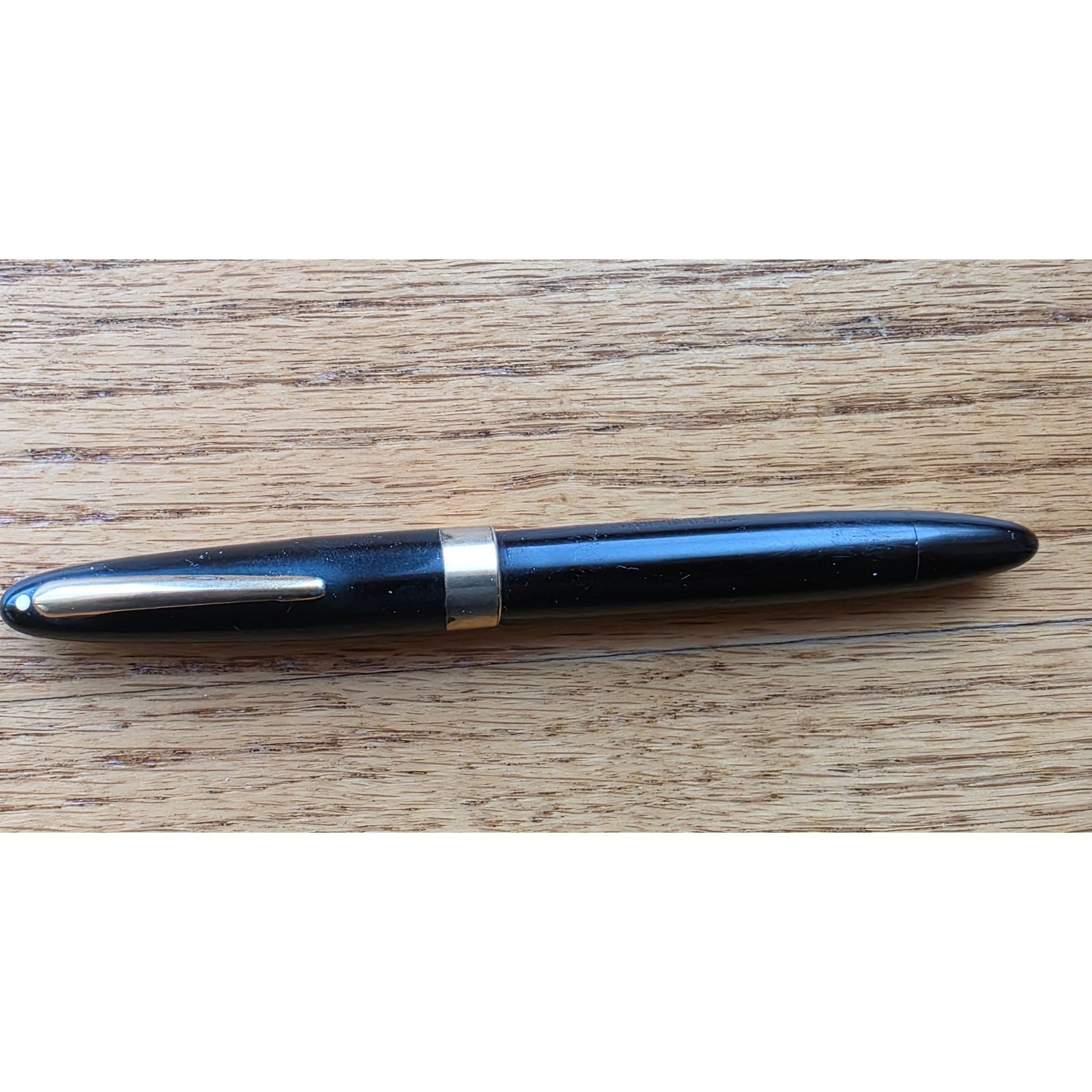 Sheaffer Vintage White Dot Plunger Fill Fountain Pen Black 14 k nib
