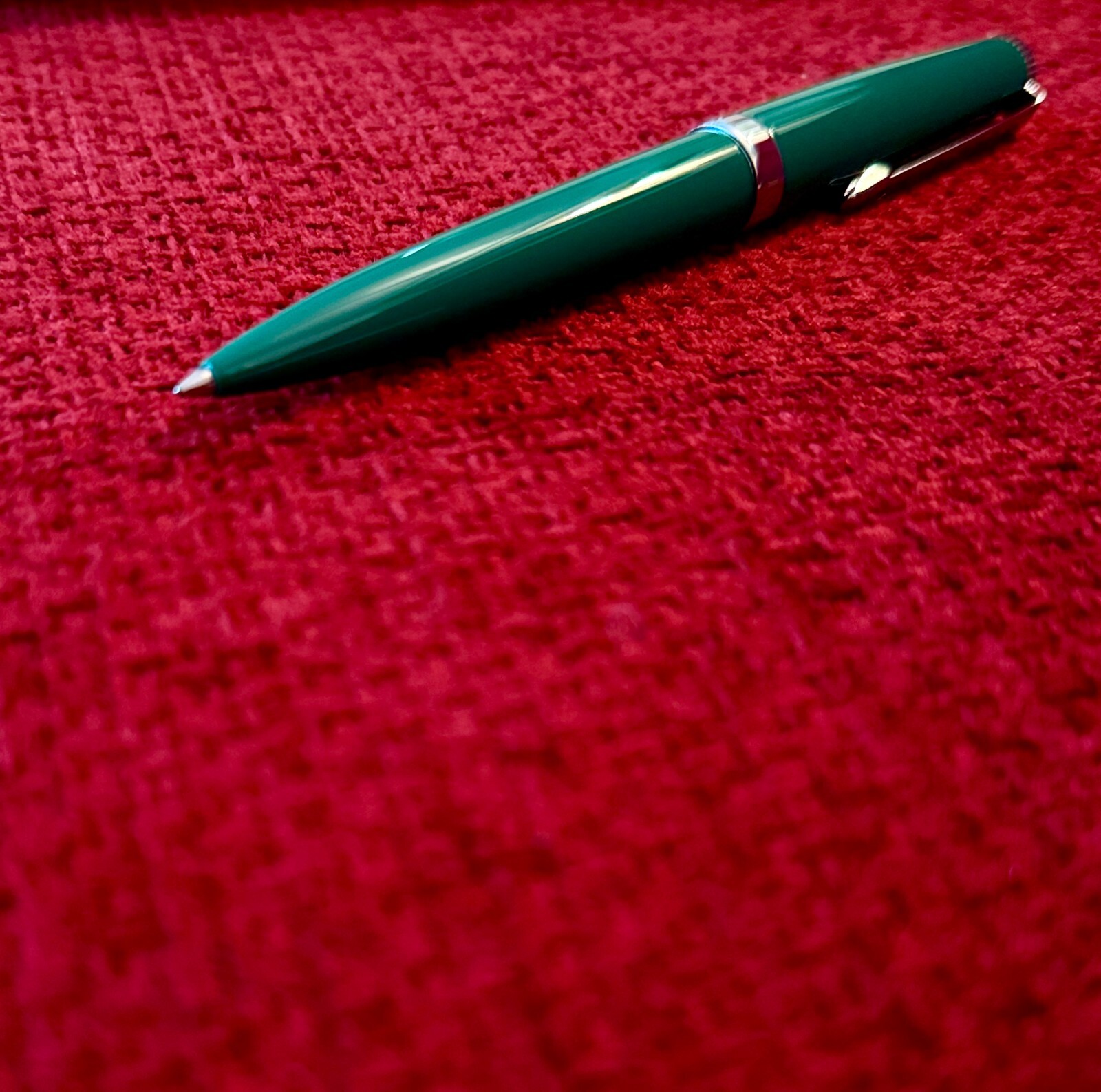 Rolex Emerald Green Twist Ballpoint Pen + Pen Pouch | Promotion VIP Gift