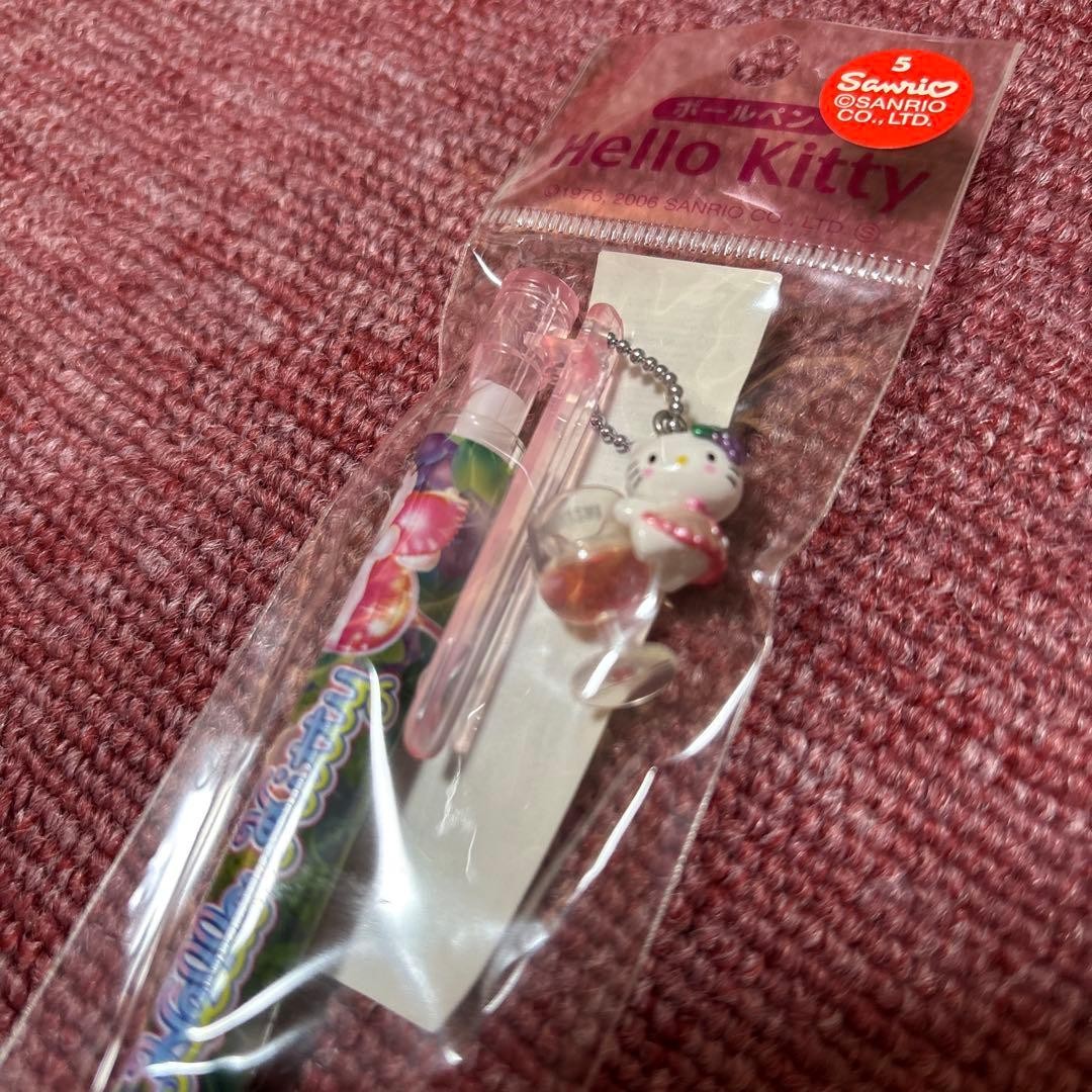 Yes Sanrio Hello Kitty local limited ballpoint pen set of 4 #4cde19