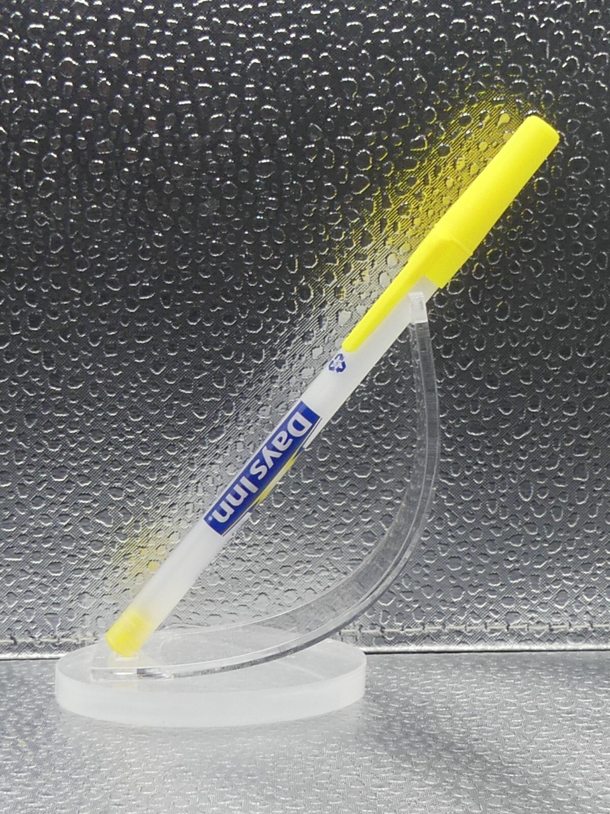 Days Inn BIC Hotel Clear Blue Yellow Mexico Black Ink Advertising Ballpoint Pen