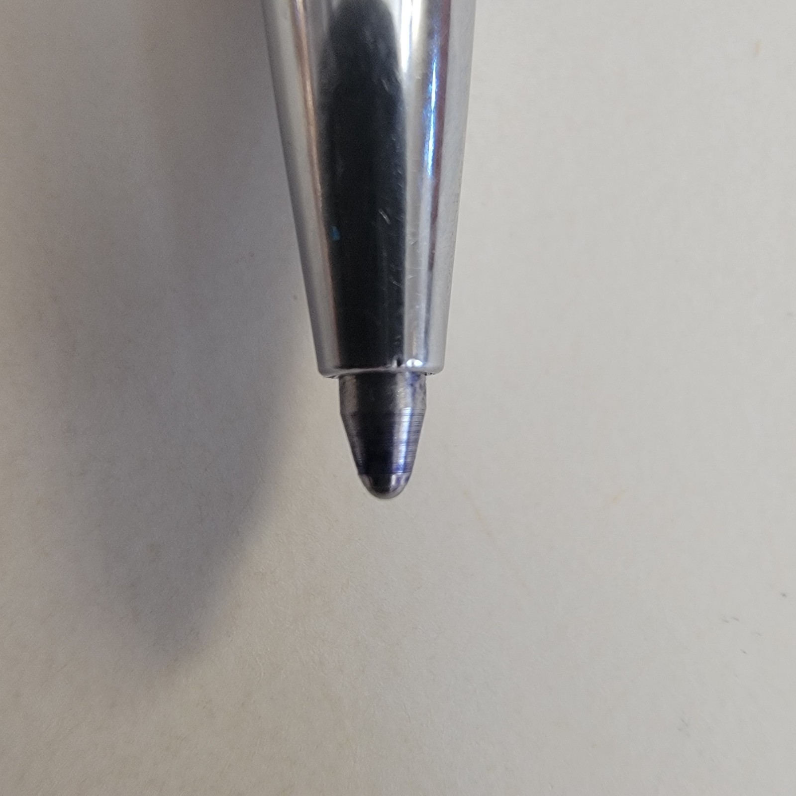 Vintage Hallmark Enamel Mauve Floral Ball Point Pen 1700WP2511 Box Made In USA
