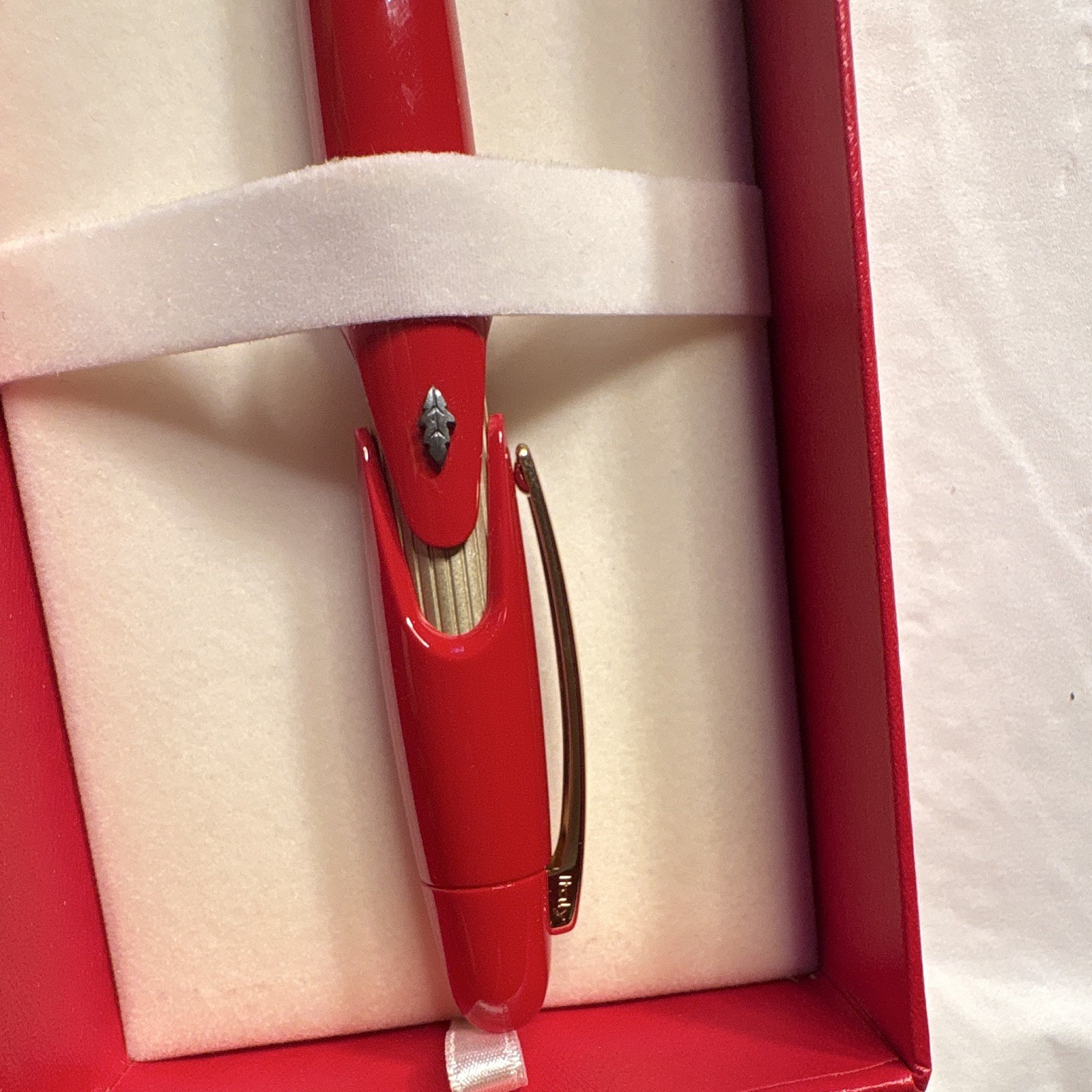 Red Stipula Ballpoint Pen Gold Trim Black Ink w/ Presentation Box ST60010