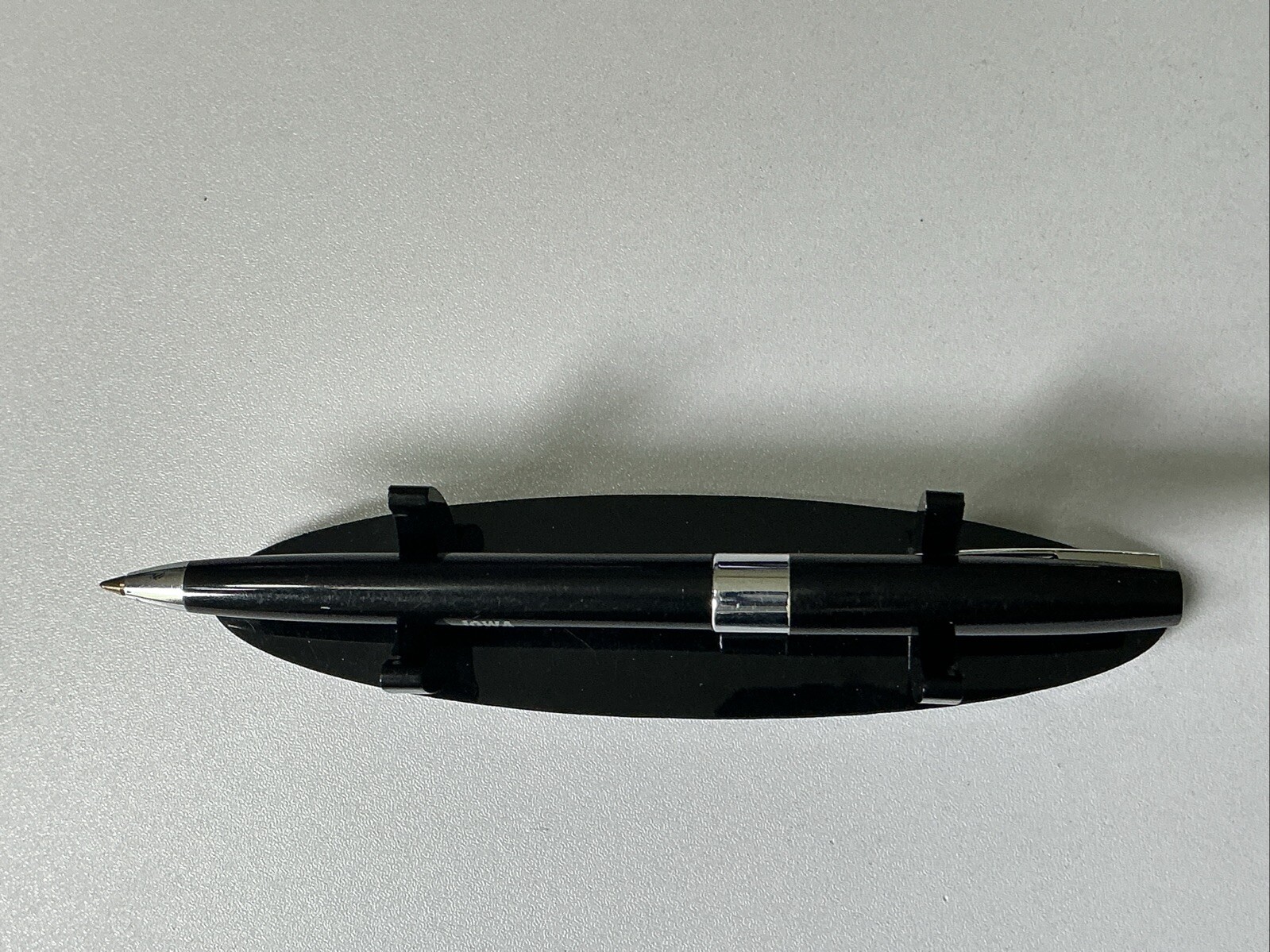 VTG 1973 Sheaffer White Dot Ballpoint Pen – Iowa Man. Assoc Tokyo Hong Kong B130