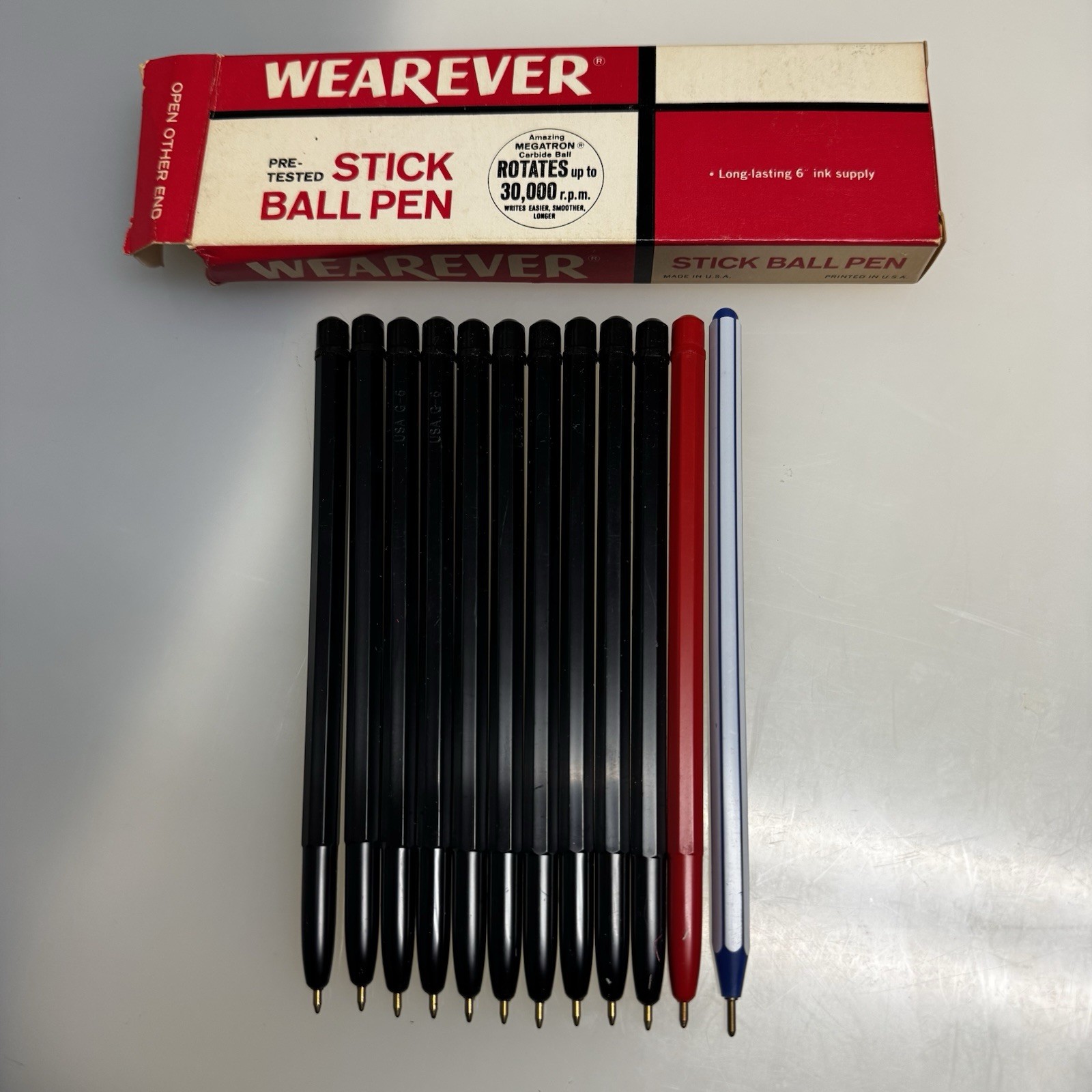Wearever Vintage Stick Ball Pen 10 Black 1 Red 1 Blue