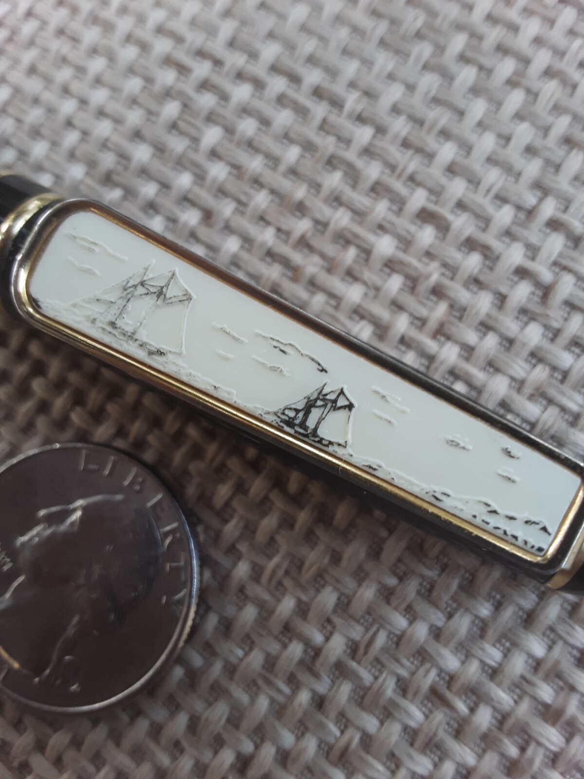 VTG Ballpoint Pen W/A Scrimshaw Sailboats Pocket Clip in Good Working Condition
