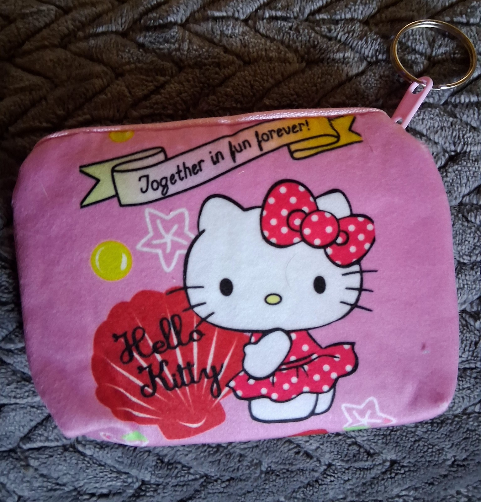 NEW HELLO KITTY PLUSHY COINBAG AND PEN SET #1